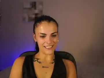 Chaturbate Live Porn of pauline_2005