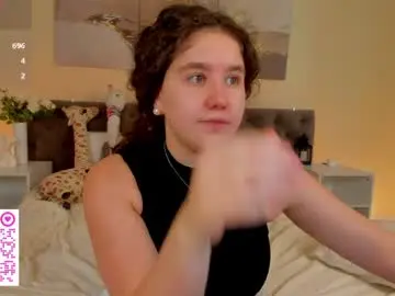 Chaturbate Live Sex Cam of ariella_sol