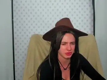 Chaturbate Live Sex Cam of carlisosexy