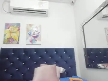 Chaturbate Best live sex cam show of daniela_sexy18_