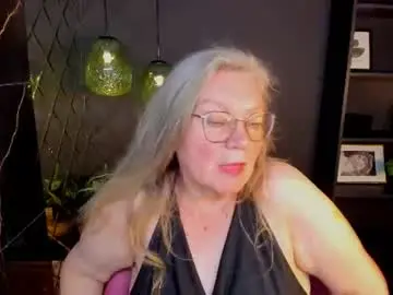 Chaturbate Live Sex Cam of natalicloud