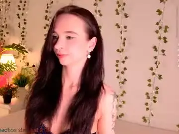 Chaturbate Sex Cam of carlymilton
