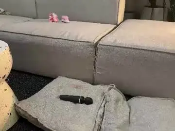 Chaturbate Adult Webcam of golden_alinee