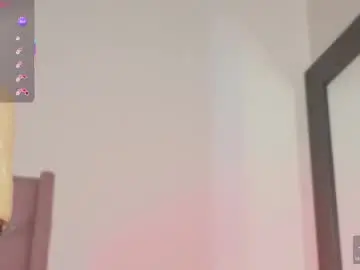 Chaturbate Best live sex cam show of linoshka_1