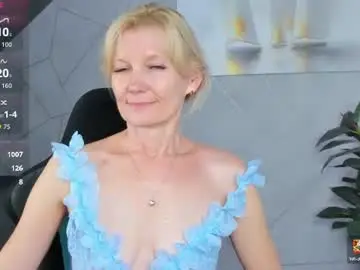 Chaturbate Best live sex cam show of julie_lucasss
