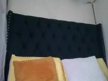 Chaturbate Live Sex Cam of kitty_kerry