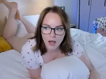 Chaturbate Live Sex Cam of _gingermean_