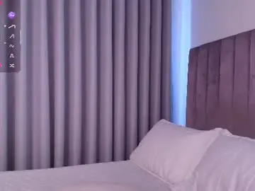 Chaturbate Live Sex Cam of ximelopez1