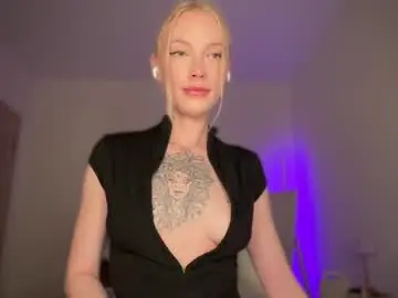 Chaturbate Live Sex Cam of annybastet