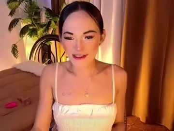 Chaturbate Live Sex Cam of sweet_marry143
