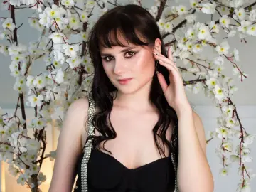 Imlive Adult Video Chat of SophiaNoire