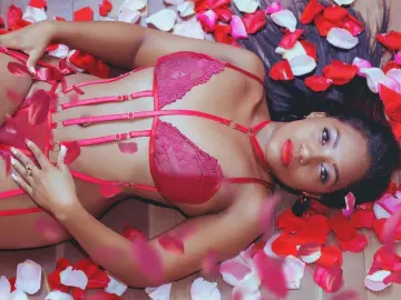 Imlive Live Porn of KamilaCane