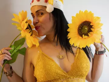 Imlive Adult Webcams of YarelyJackson