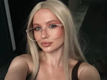 Imlive Free Porn Cam of AnnyMuse
