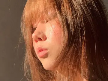 Livejasmin Live Sex of AmiraCorbell