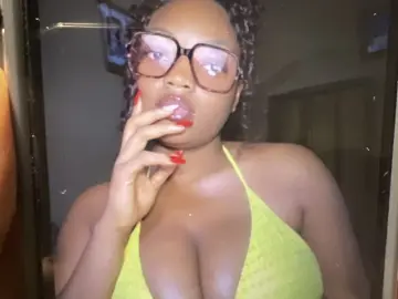 Livejasmin Live Porn of MakyDina