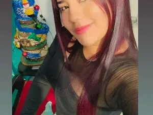 Myfreecams Free Live Porn of Paola_curvess