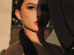 Myfreecams Watch Live Sex Cams of AliceHarper_