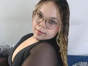 Myfreecams Free Live Porn of Emmaeva