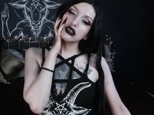 Myfreecams Watch Live Sex Cams of DarkSpaceSun