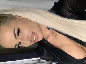 Myfreecams Sex Cam of SexyElisabeth