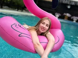 Myfreecams Sex Cam of White_Puma