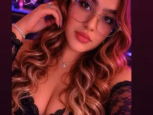 Myfreecams Live Sex of MechelleLyon