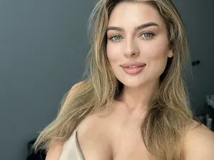 Myfreecams Adult Webcams of SindiMoon
