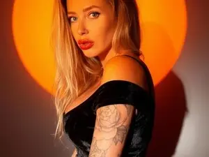 Myfreecams Private Sex Chat of Cum4Sadie