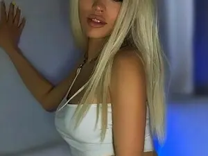 Myfreecams Live Sex Cam of StephanyLuxe