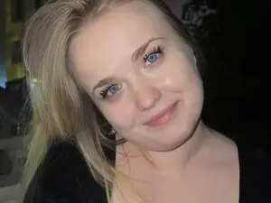 Myfreecams Best live sex cam show of SquirttBlondy