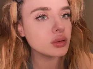 Myfreecams Nude Webcam of AliceSins1
