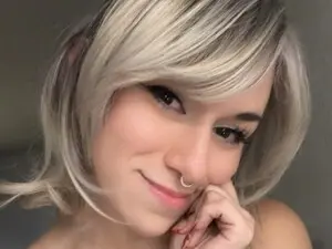 Myfreecams Live Sex Cam of Reige