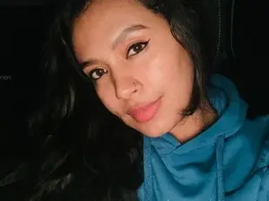 Myfreecams Nude Webcam of Pamela_Saenz
