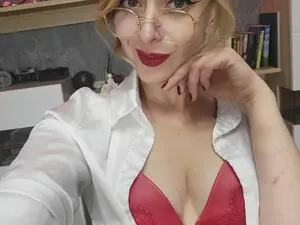Myfreecams Nude Webcam of YourVenus00