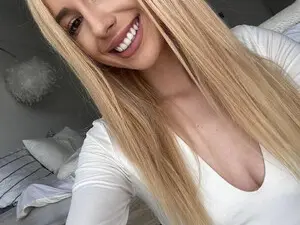 Myfreecams Adult Video Chat of BelleBlondy