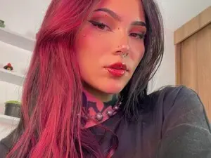 Myfreecams Sex Cam of Sara_queen