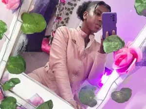 Myfreecams Sex Cam of Coco_bele69