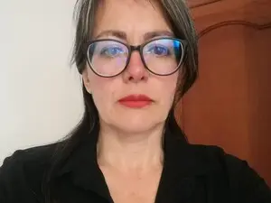 Myfreecams Watch Live Sex Cams of Juliannemore