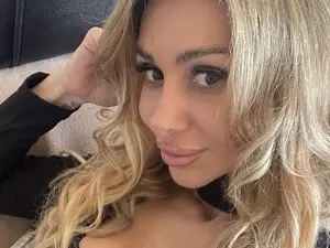 Myfreecams Nude Webcam of FitMaya