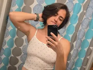 Myfreecams Adult Video Chat of MidwestEmoGirl