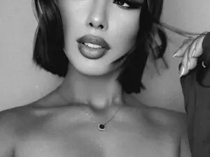 Myfreecams Best live sex cam show of Lya_roberts