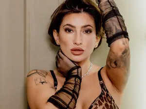 Myfreecams Free Live Porn of AmberVendetta