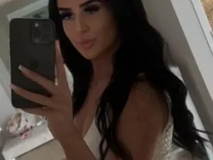 Myfreecams Live Sex Cam of Crystal_MFC