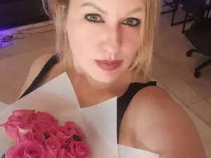 Myfreecams Free Live Porn of MariemLui
