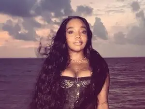 Myfreecams Sex Cam of Zobe_love