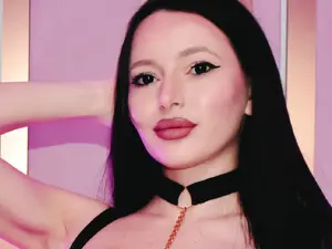 Myfreecams Nude Webcam of BellaNoirX