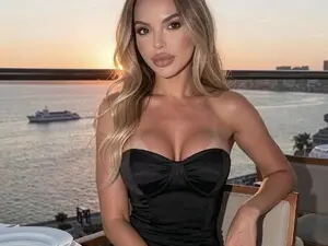 Myfreecams Watch Live Sex Cams of GoddessMaya