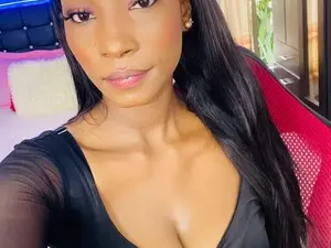 Myfreecams Sex Chat of Taliana111