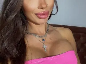 Myfreecams Watch Live Sex Cams of AylinHoney23